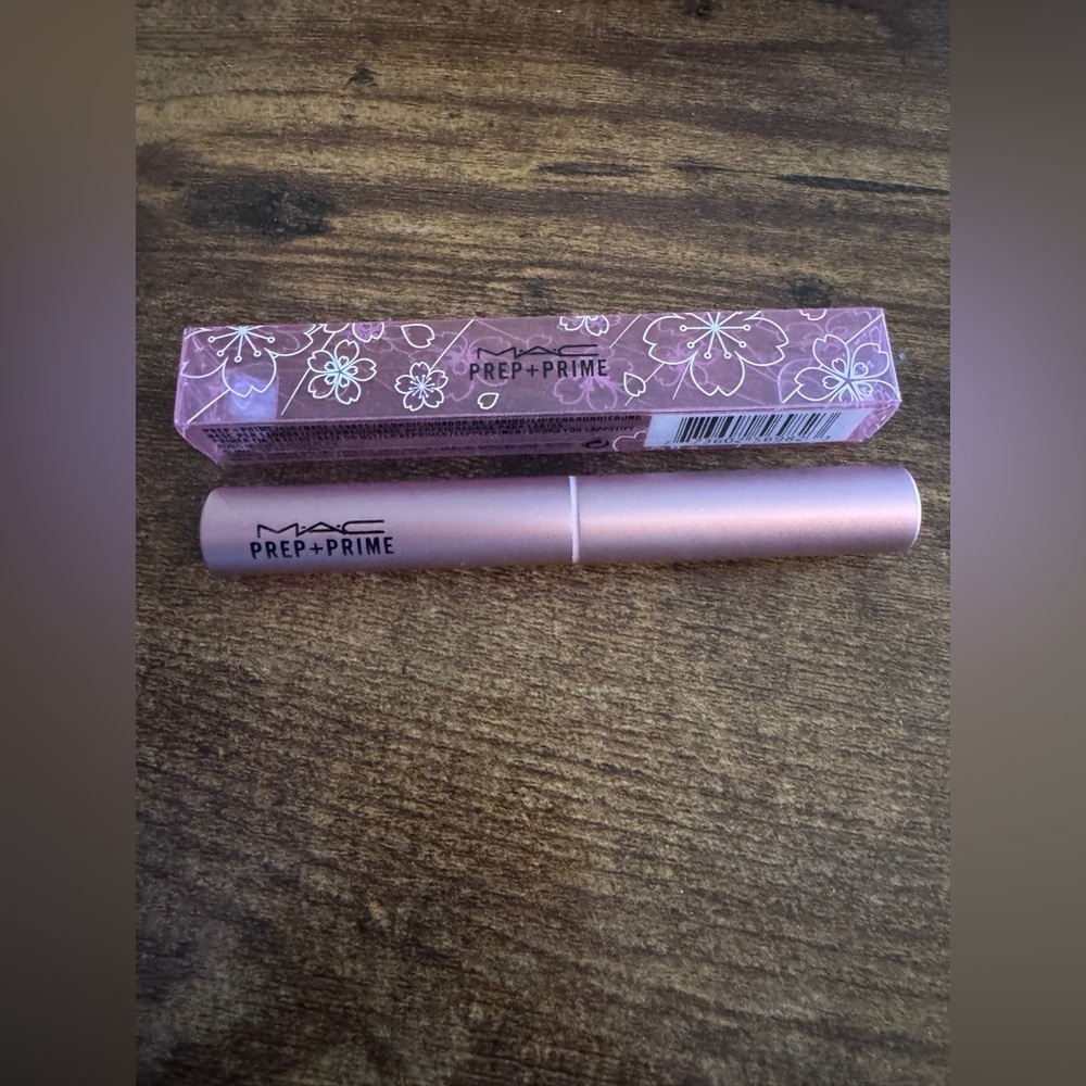 LIMITED EDITION | MAC Prep & Prime | Lip